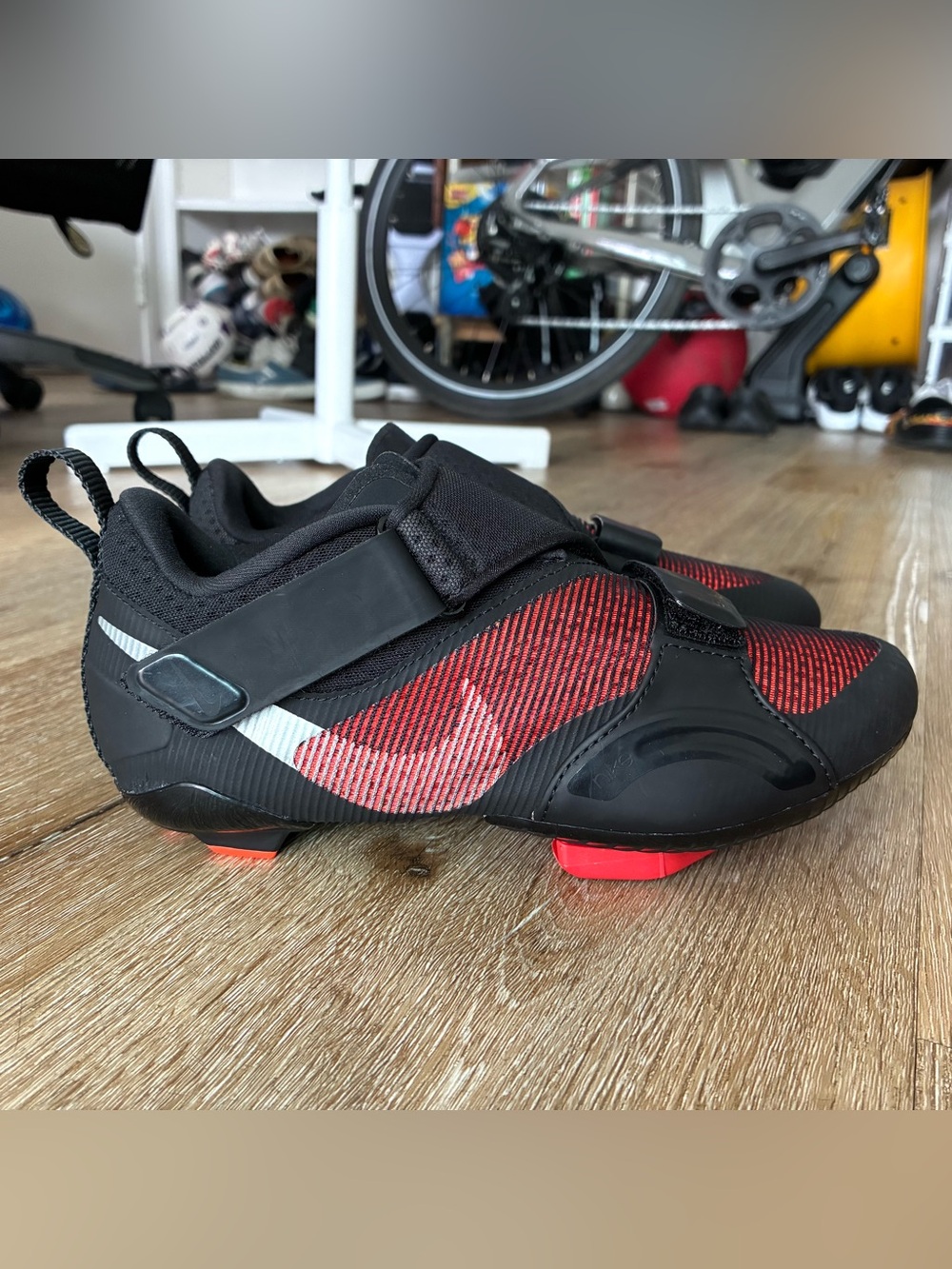 Nike Superrep Cycle Black Hyper Crimson Cycling CJ0775-008 Women’s Size 6.5